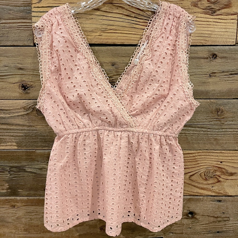 Eyelet Pink sleeveless top